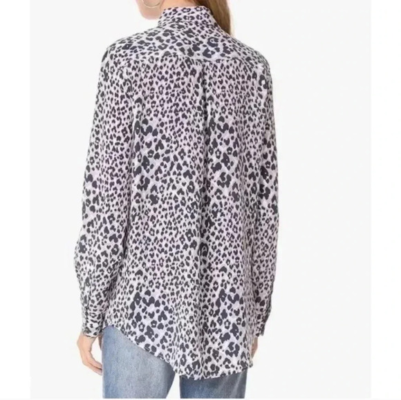 Equipment Essential Long Sleeve Animal Leopard Print Silk Button Down Blouse(M) - Picture 5 of 10